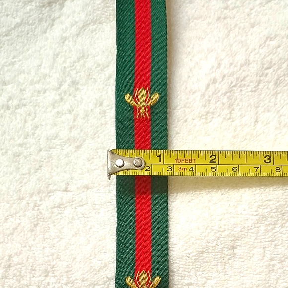 2 Feet‎ (24 Inches) Of Affordable Luxury Ribbon For DIY Projects - Picture 1 of 4